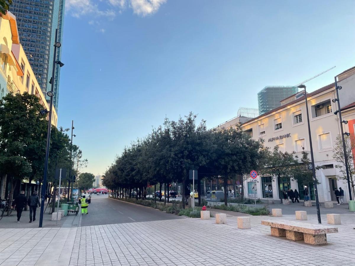 Tirana Inn Hotel ภายนอก รูปภาพ
