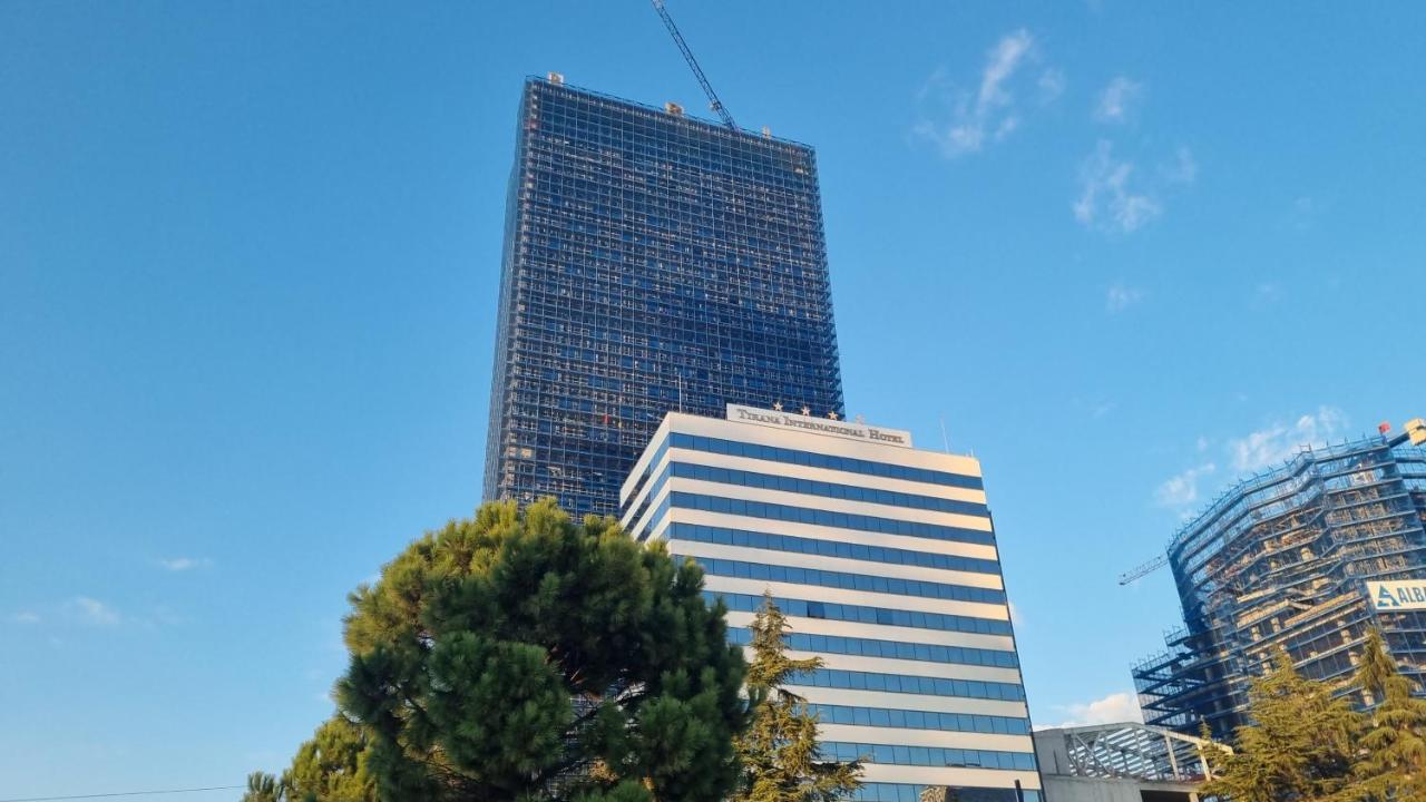 Tirana Inn Hotel ภายนอก รูปภาพ
