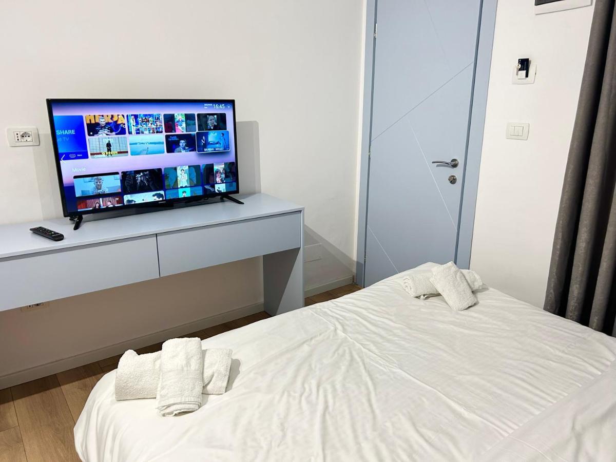 Tirana Inn Hotel ภายนอก รูปภาพ