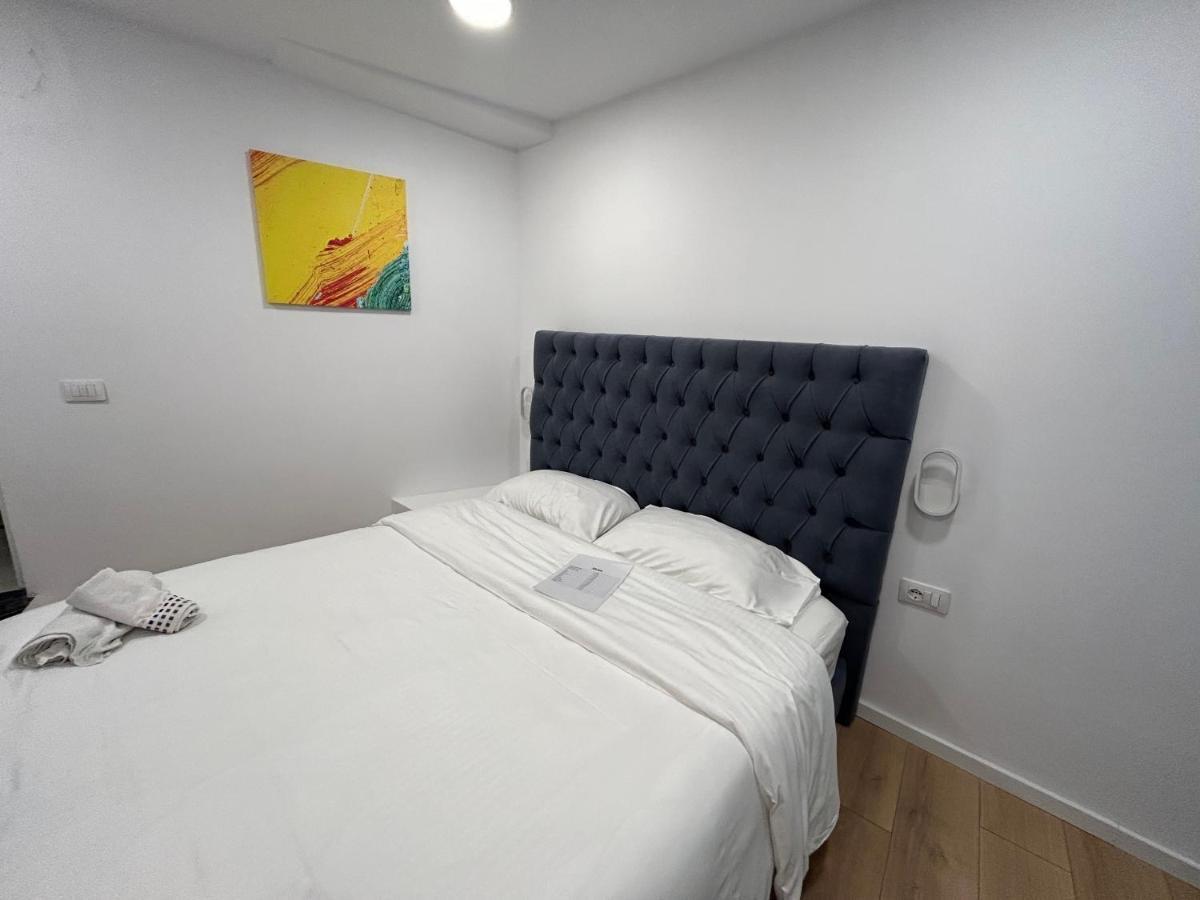 Tirana Inn Hotel ภายนอก รูปภาพ