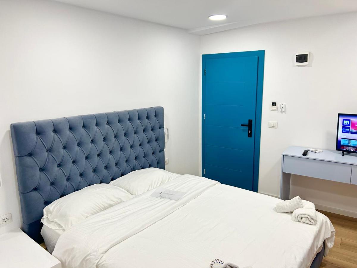 Tirana Inn Hotel ภายนอก รูปภาพ