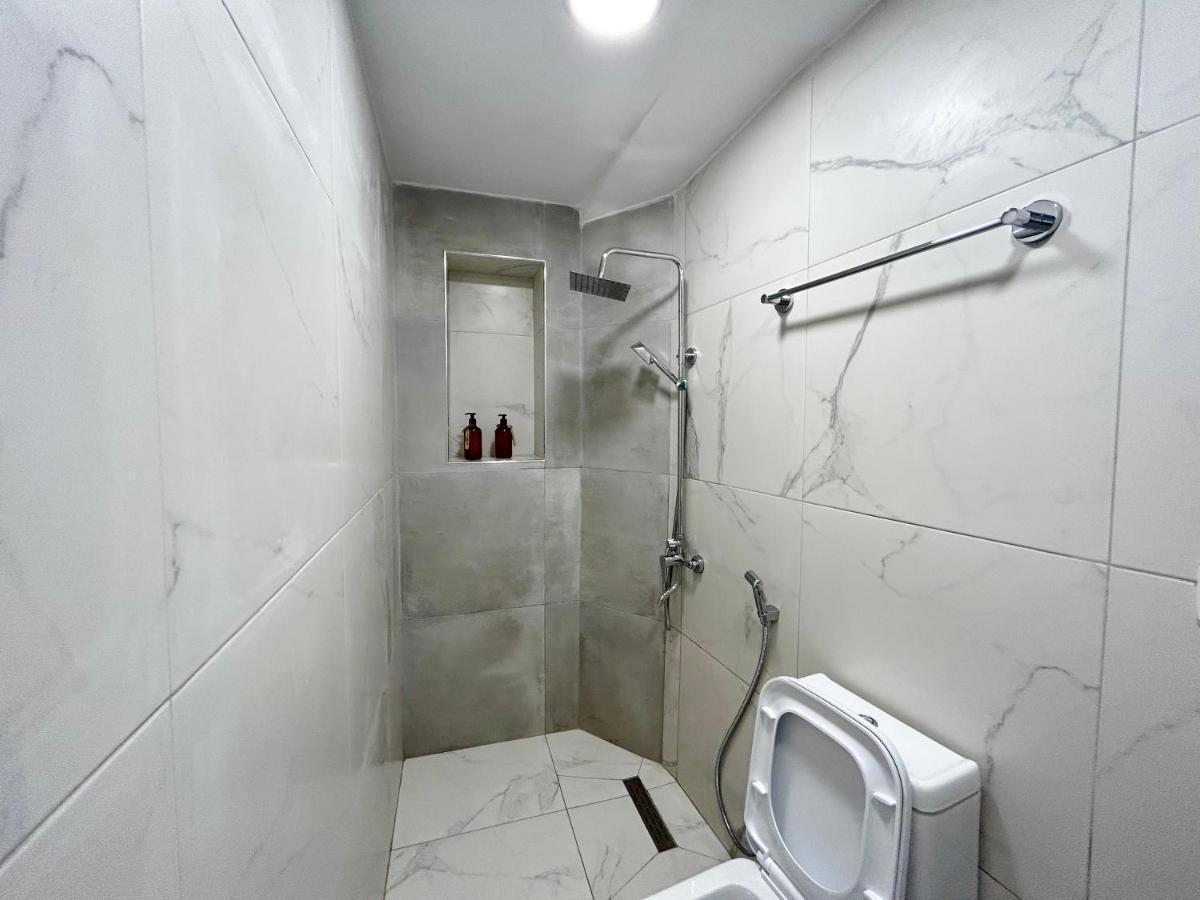 Tirana Inn Hotel ภายนอก รูปภาพ