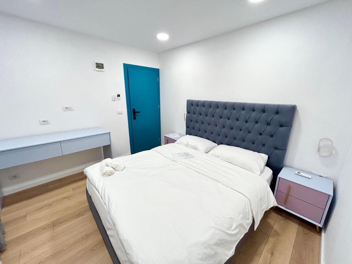 Tirana Inn Hotel ภายนอก รูปภาพ