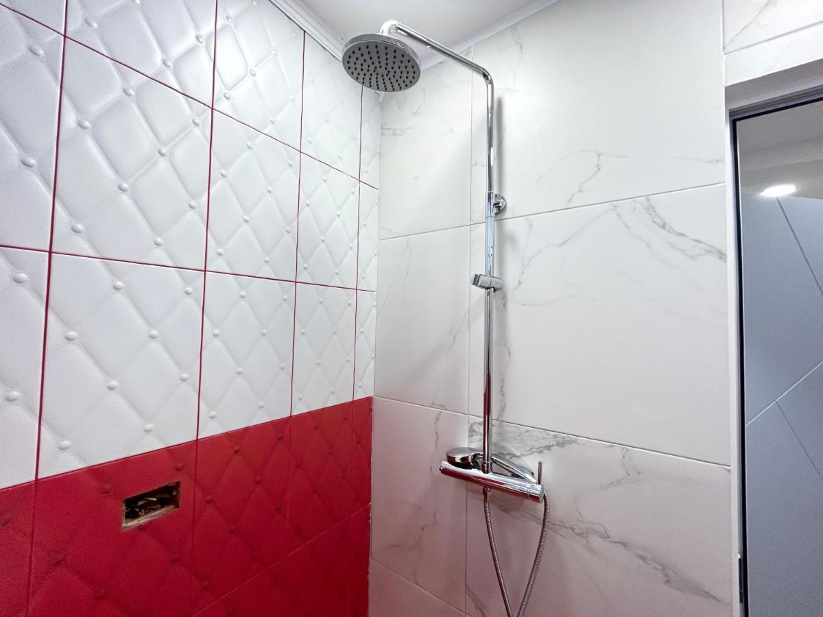 Tirana Inn Hotel ภายนอก รูปภาพ